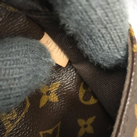 LOUIS VUITTON MENILMONTANT MM VGCDC MI2111 - Picture 7 of 8